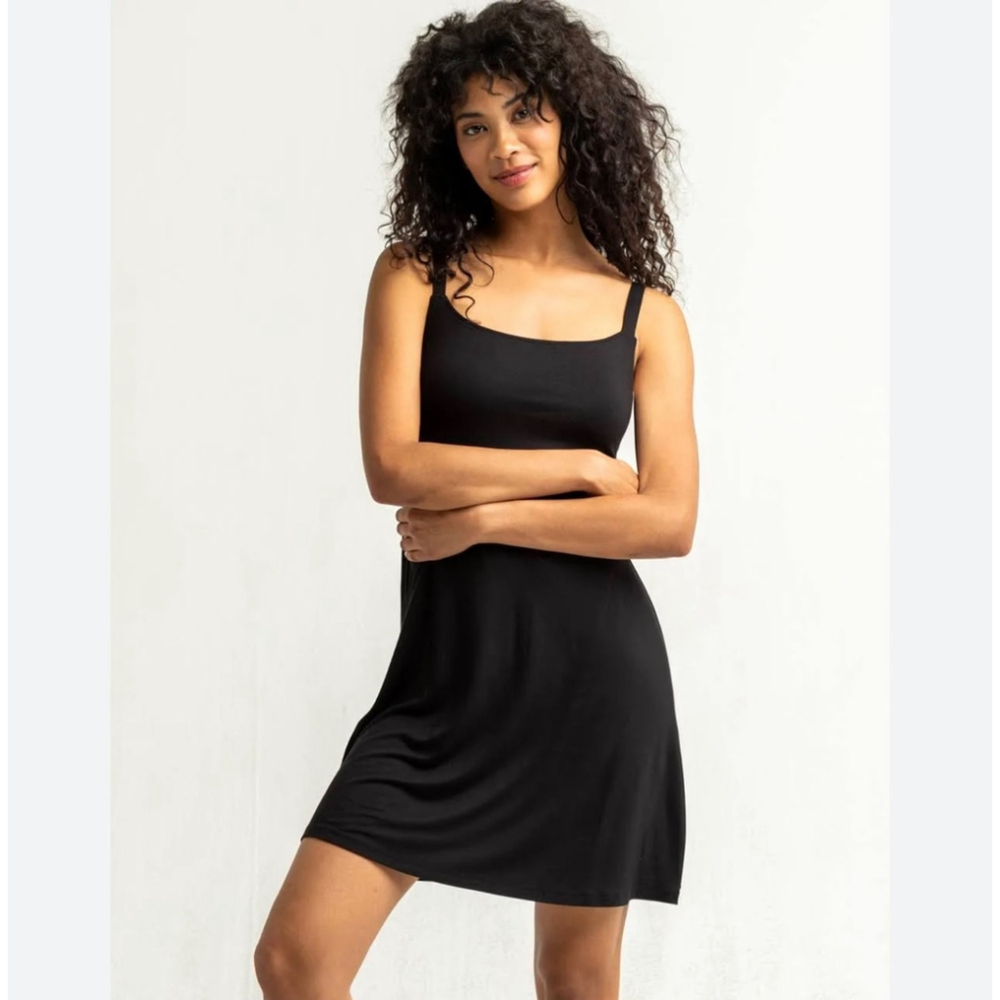 Volcom Easy Babe Black Tie Back Mini Dress Size Medium NWT - Picture 2 of 12
